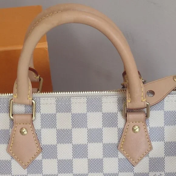 DISCONTINUED Like-NEW  Louis Vuitton DA Speedy 30💙🤍 - Picture 13 of 16